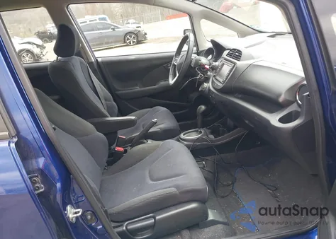 2013 Honda Fit Sport из США, поврежденный, VIN JHMGE8H69DC049353